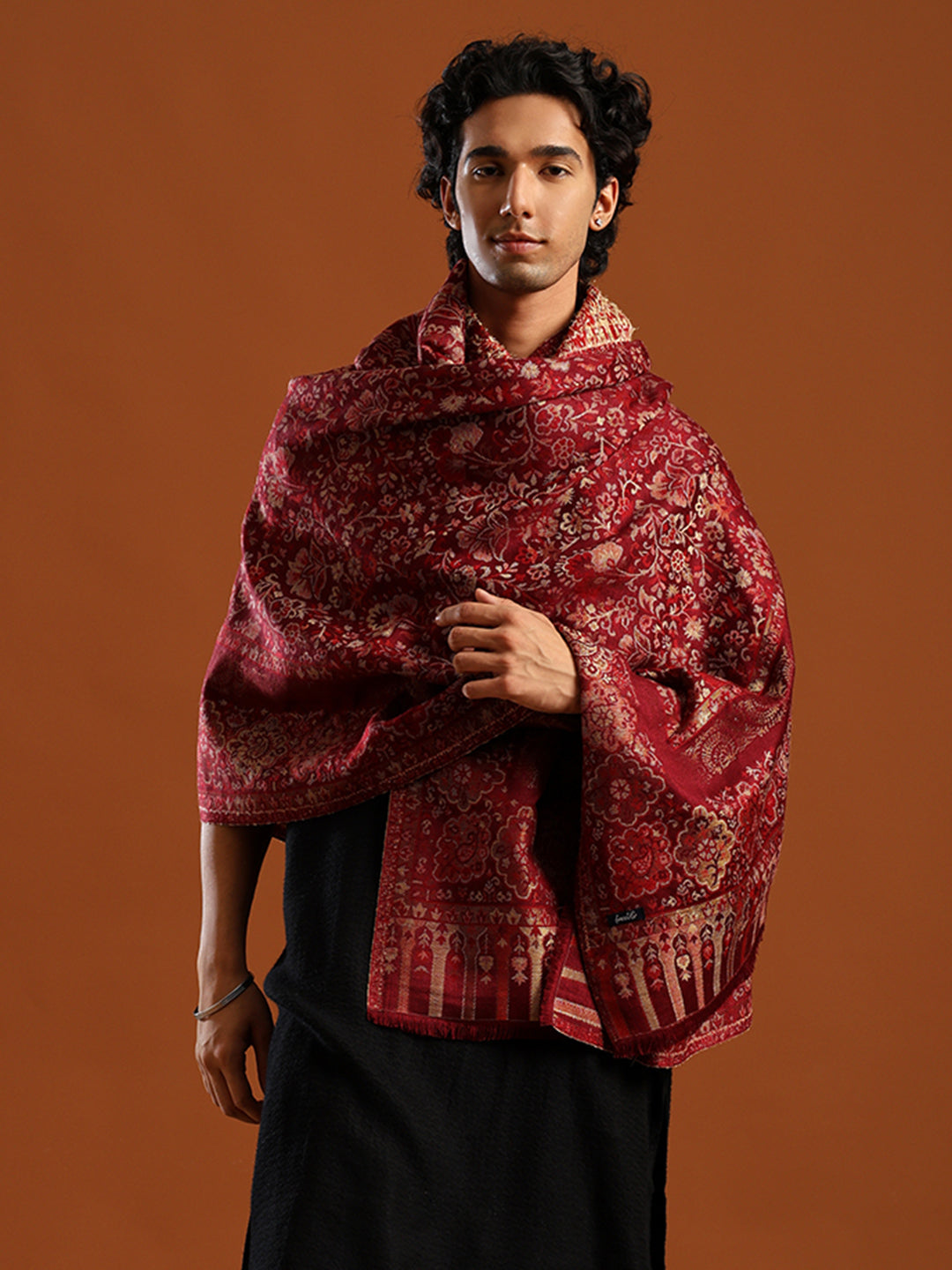 Tweedle Men’s Naira Kani and Zari Border Shawl/ Stole - maroon, Size - 40 x 80 inches