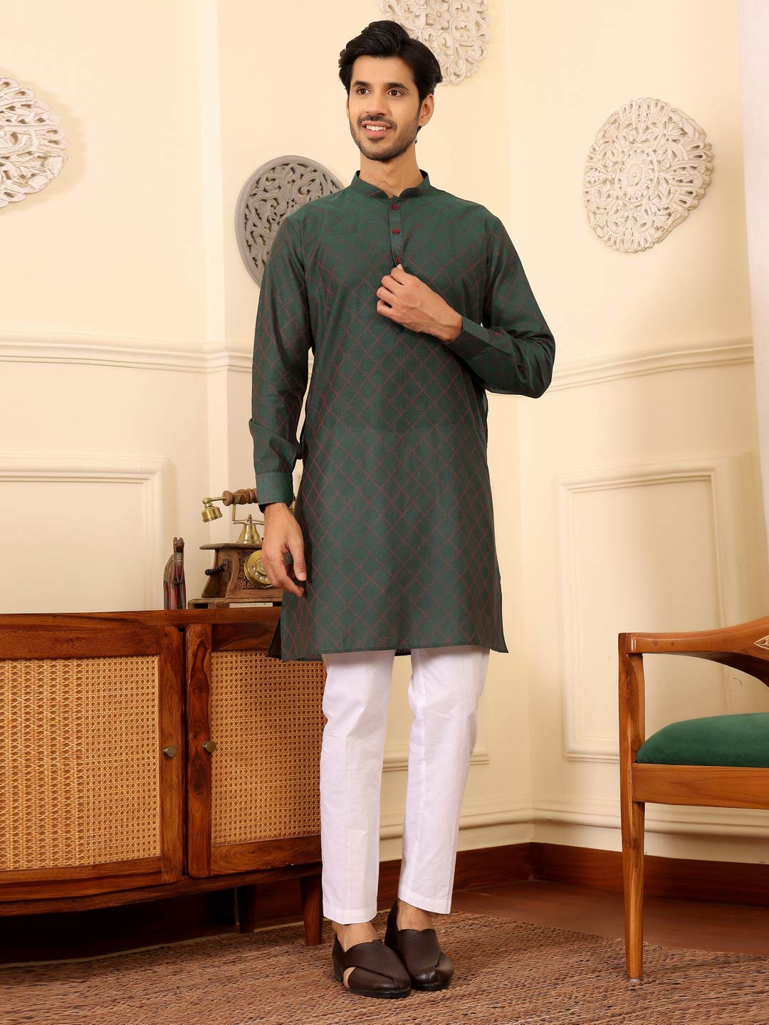 Emerald Green-Red Thread Work Delux Cotton Straight Kurta