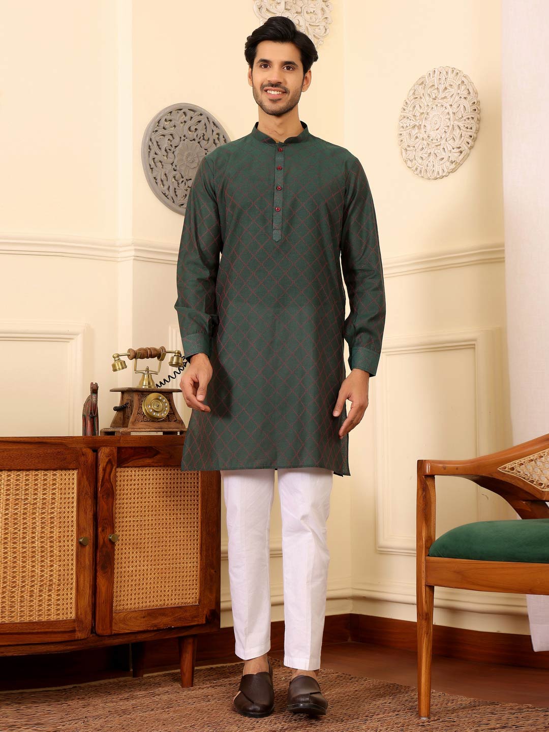 Emerald Green-Red Thread Work Delux Cotton Straight Kurta