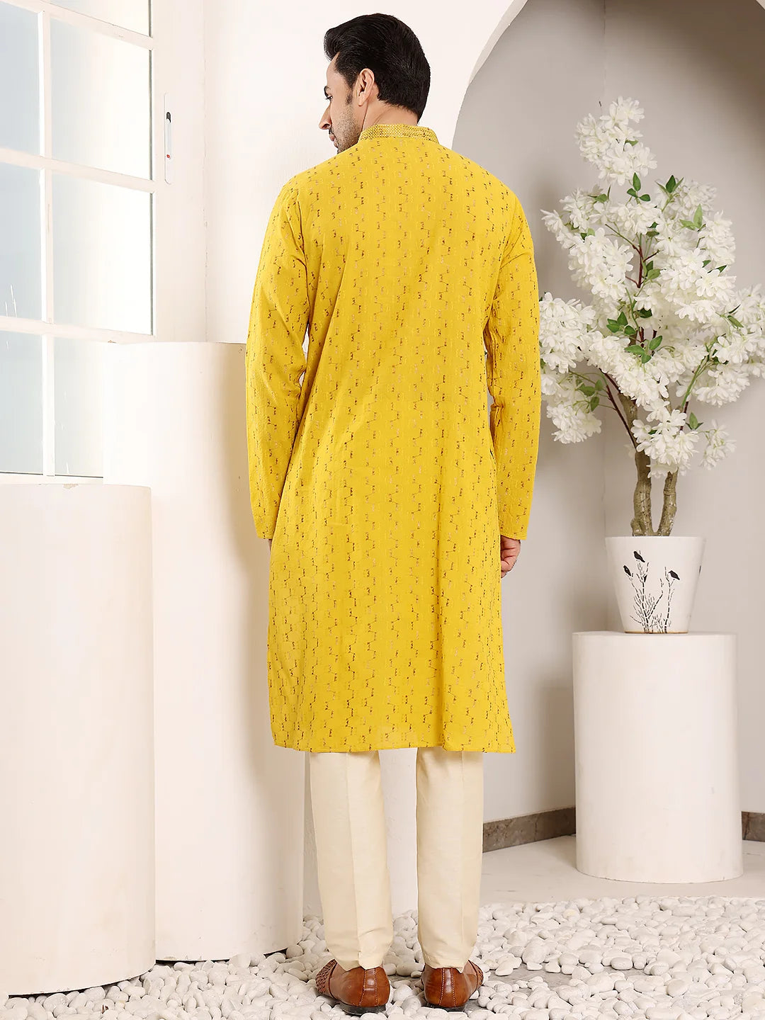 Men's Long Sleeve Mandarin Collar Straight Yellow Cotton Kurta with Thread Embroidery – Yellow,Beige