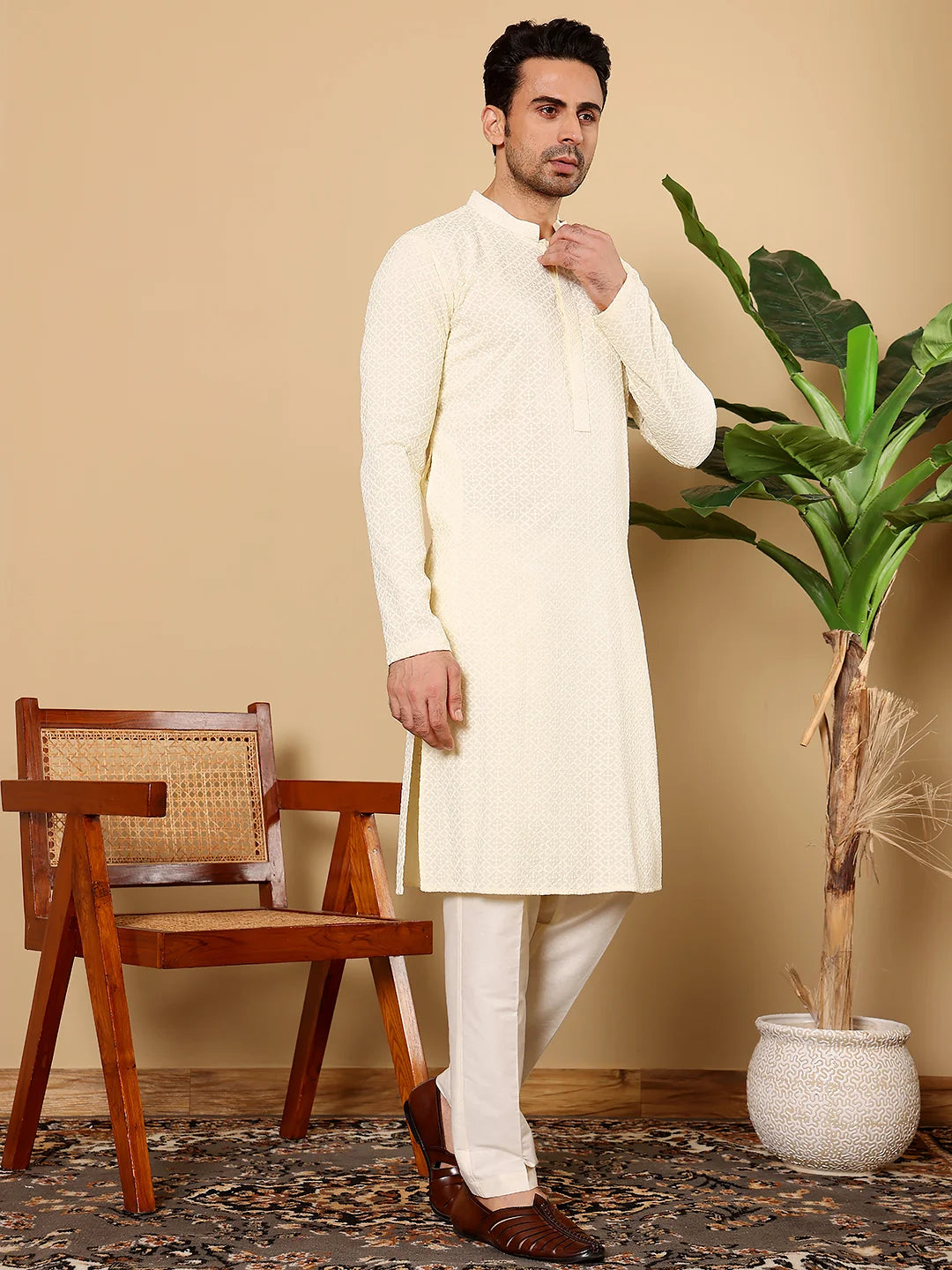 Men's Long Sleeve Mandarin Collar Rayon Silk Straight Classic White Chikankari Kurta