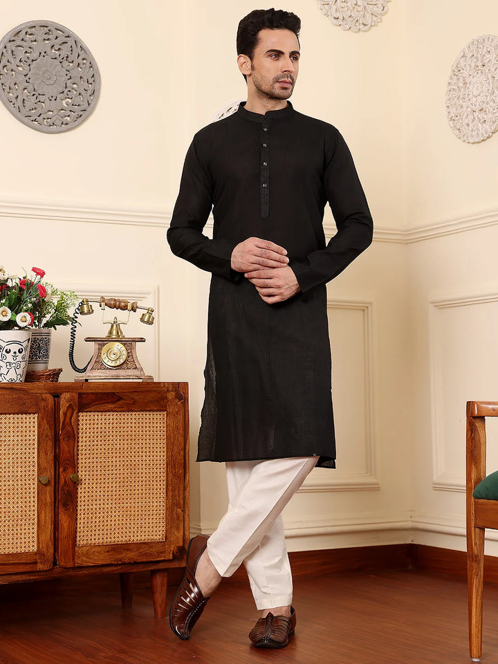 Men's Black Straight Viscose Silk kurta with Textured Effect,Cream solid trouser style churidar