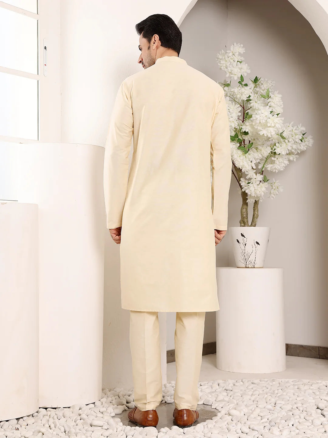 Men's Sea Cream Straight Viscose Silk Kurta with Slub Effect,Cream Solid Trouser Style Churidar
