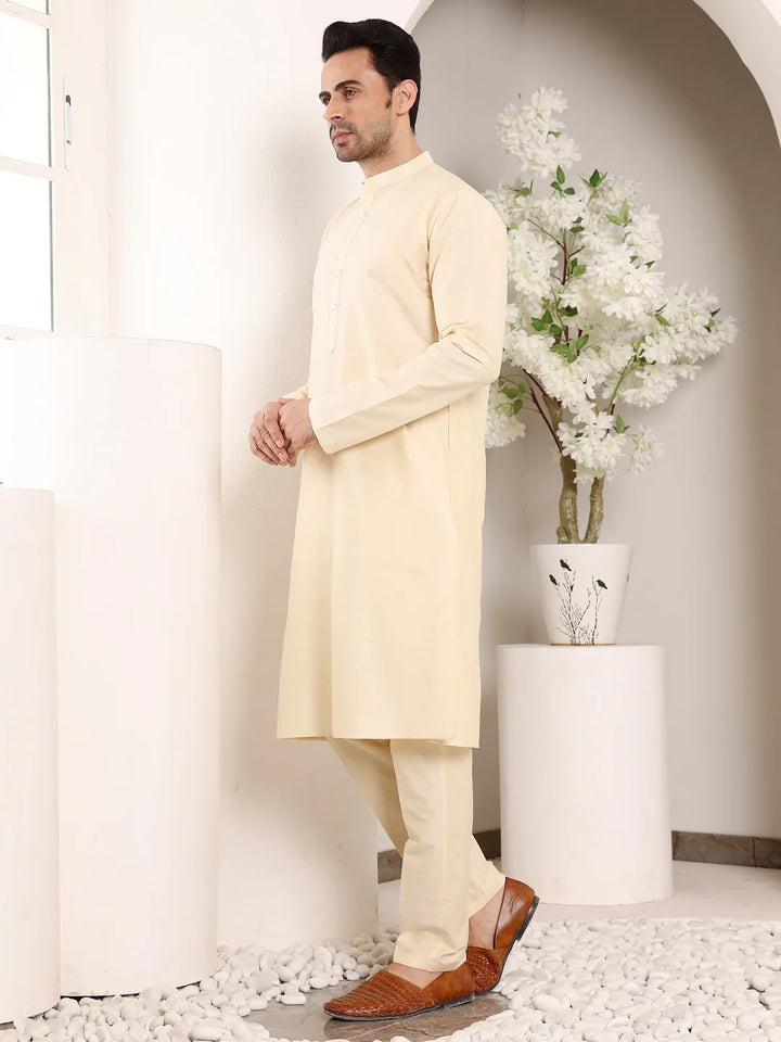 Men's Sea Cream Straight Viscose Silk Kurta with Slub Effect,Cream Solid Trouser Style Churidar