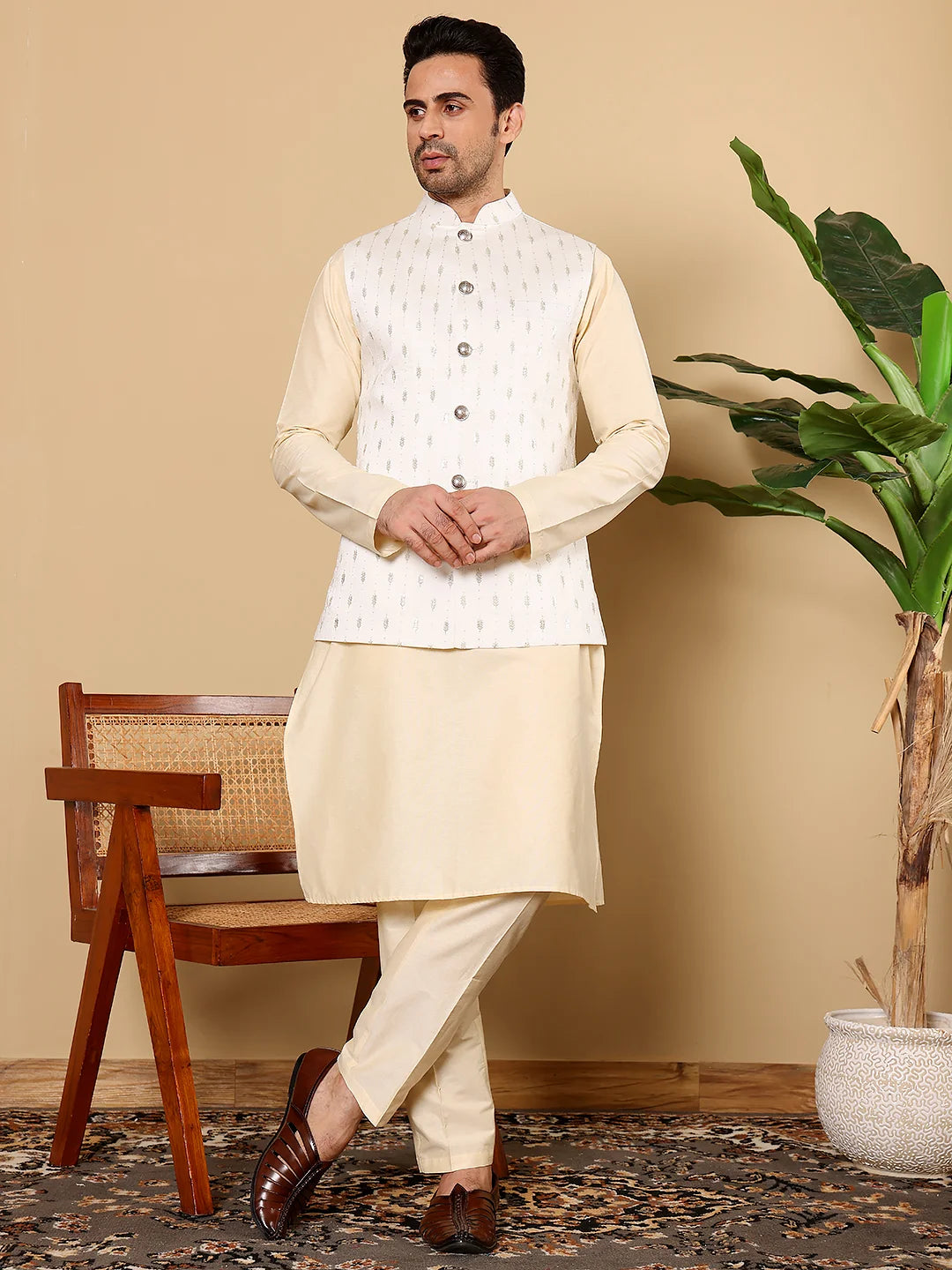 Men's Full Sleeve Cream Kurta Pyjama & White Embroidered Nehru Jacket – White