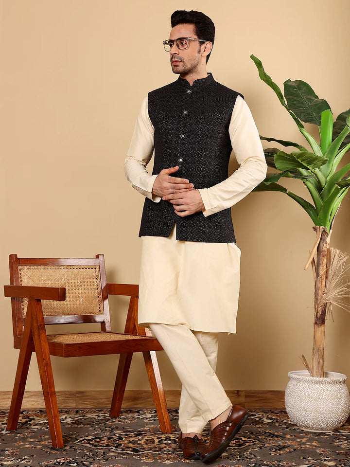 Men's Full Sleeve Cream Kurta Pyjama & Black Embroidered Nehru Jacket – Black