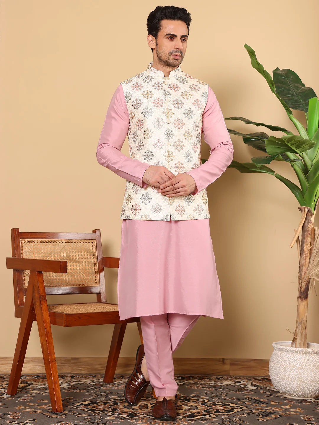 Men's Full Sleeve Pink Kurta Pyjama & White Embroidered Nehru Jacket – White