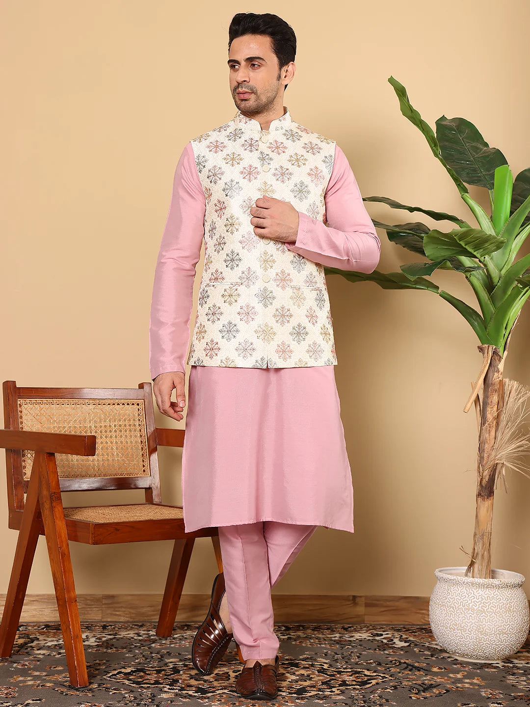 Men's Full Sleeve Pink Kurta Pyjama & White Embroidered Nehru Jacket – White