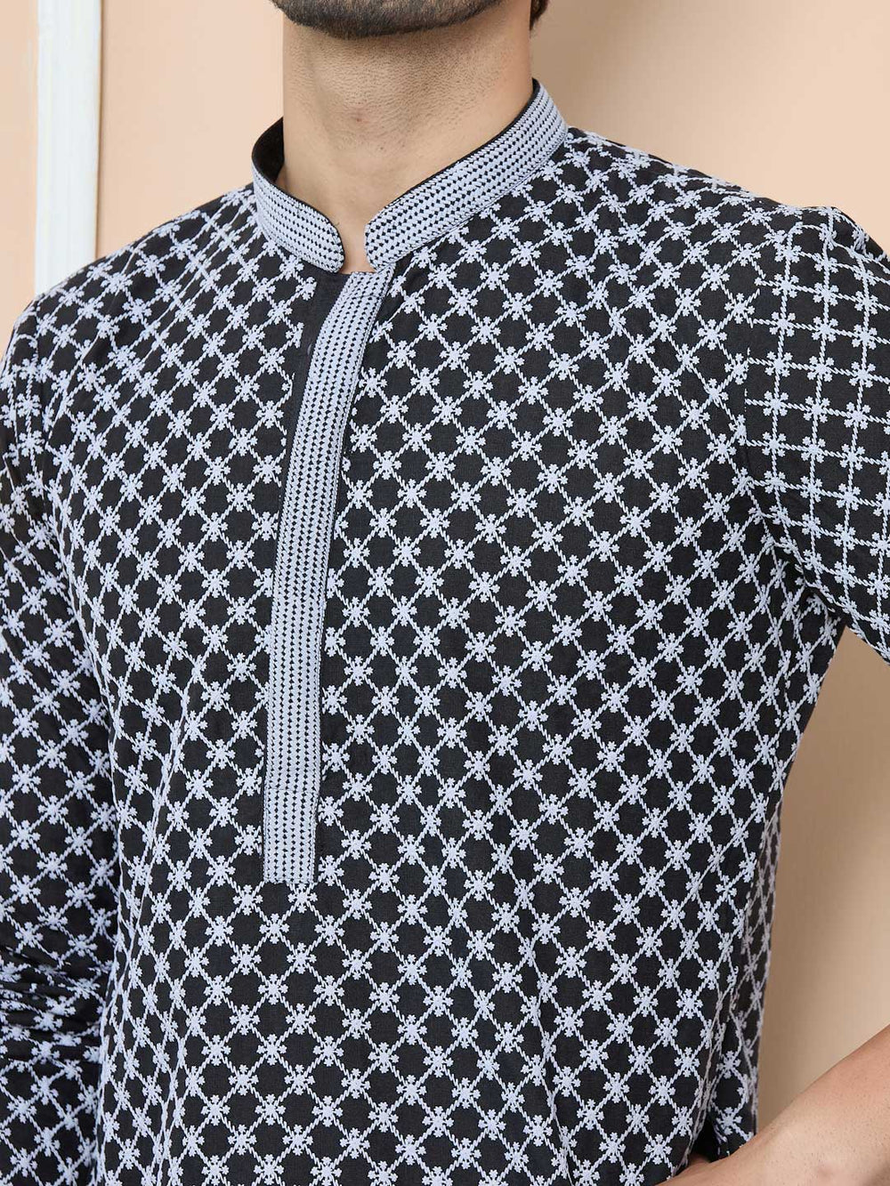Black Ethnic Motifs Embroidered Mandarin Collar Straight Kurta with Pyjama
