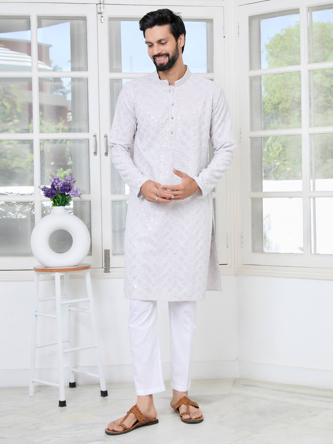 Off-White Geometric Sequins Embroidered Thread Work Straight Kurta