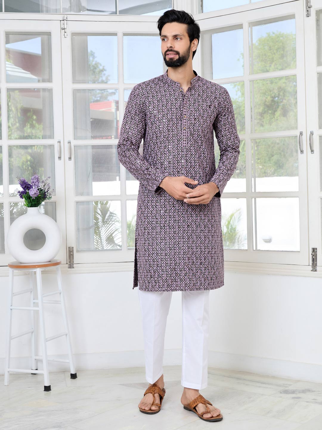 Men Purple Embroidered Straight Kurta