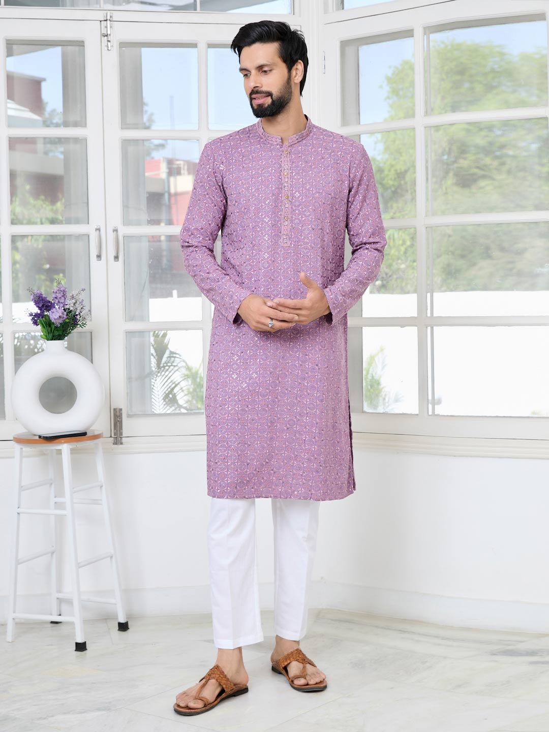 Men Lavender Embroidered Mandarin Collar Straight Kurta
