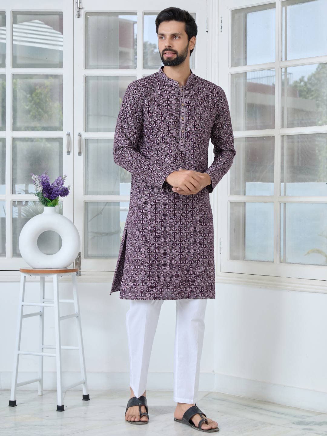 Men Purple-Lavender Embroidered Mandarin Collar Straight Kurta