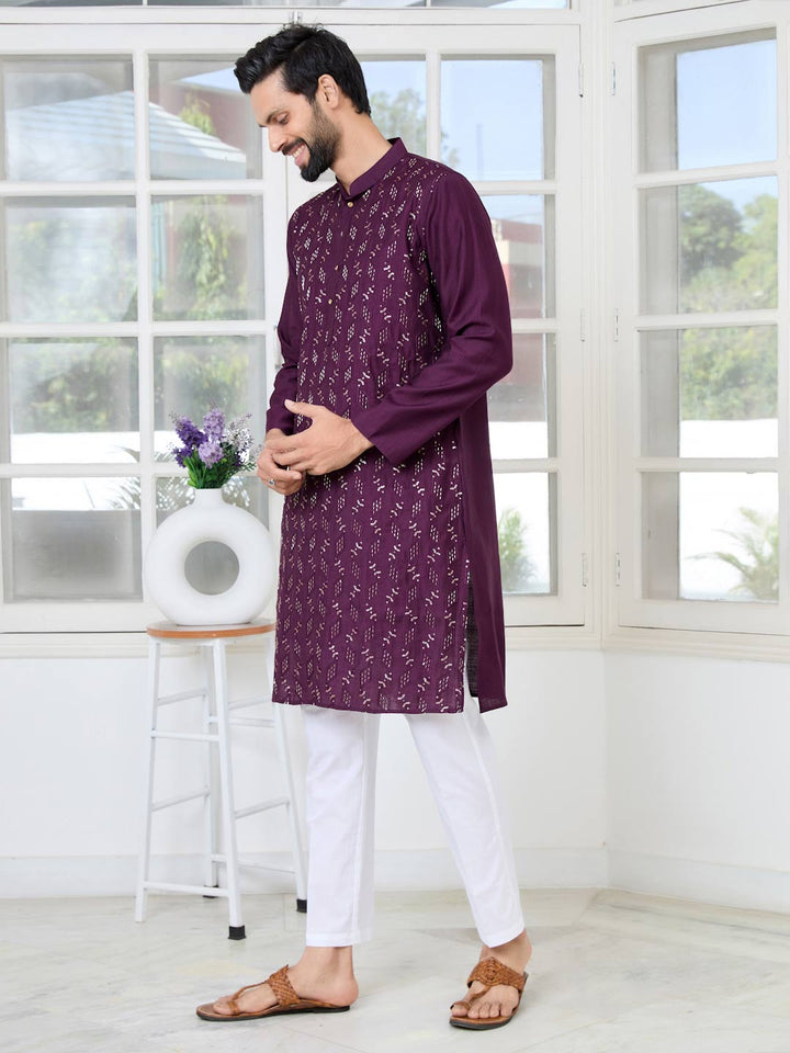 Purple Ethnic Motifs Embroidered Sequinned Mandarin Collar Straight Kurta