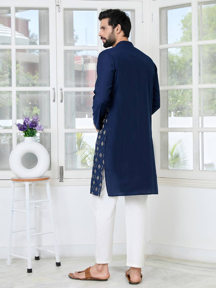 Blue Ethnic Motifs Embroidered Sequinned Mandarin Collar Straight Kurta