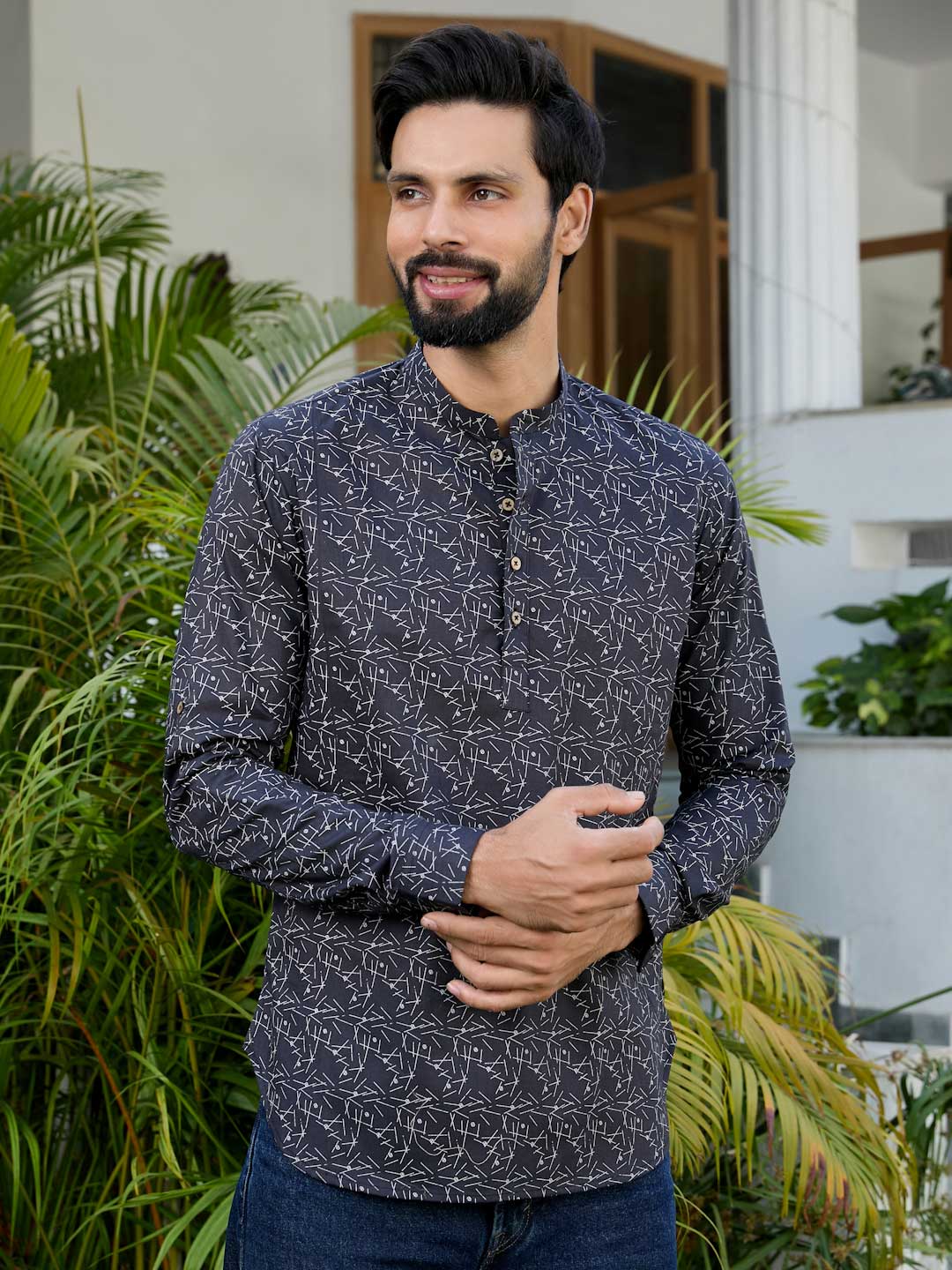 Black Geometric Printed Rayon Short Kurta