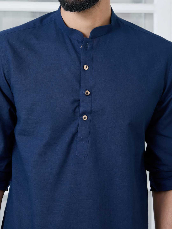 Men Navy Pure Cotton Slub Short Kurta