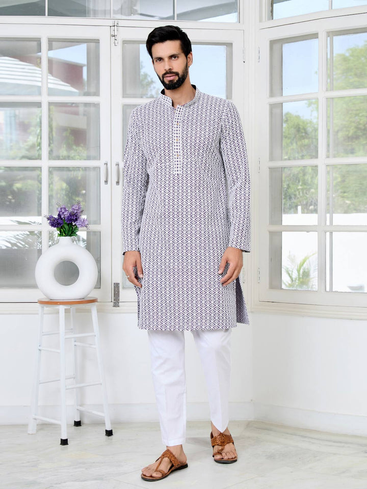 Purple Thread Embroidered and Sequinned Rayon Straight Kurta