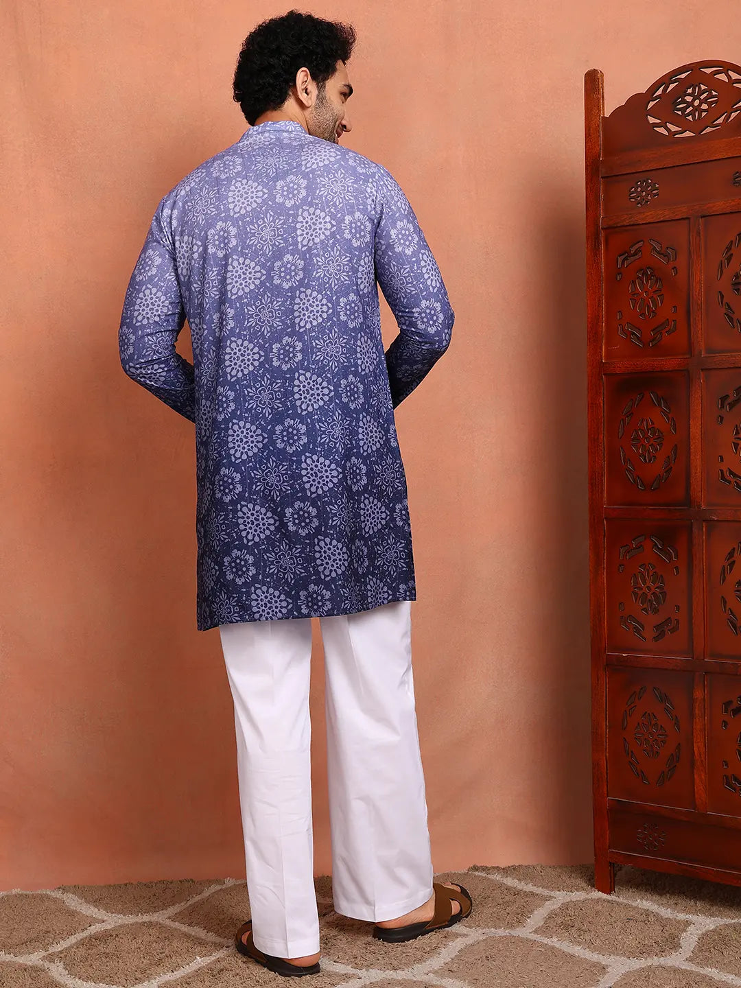 Men Blue Cotton Silk Ombre Printed Straight Kurta