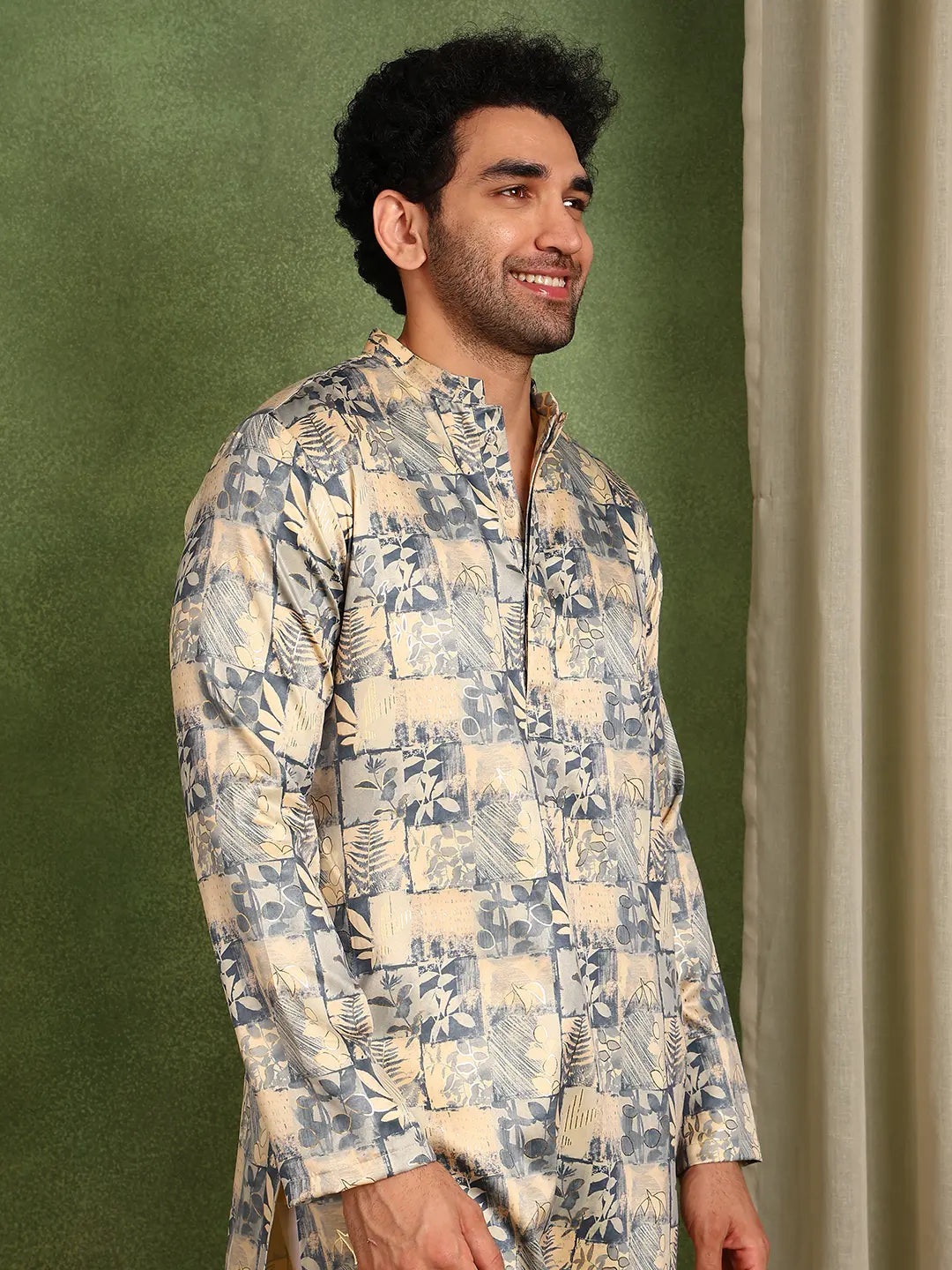 Men Printed Satin Kurta