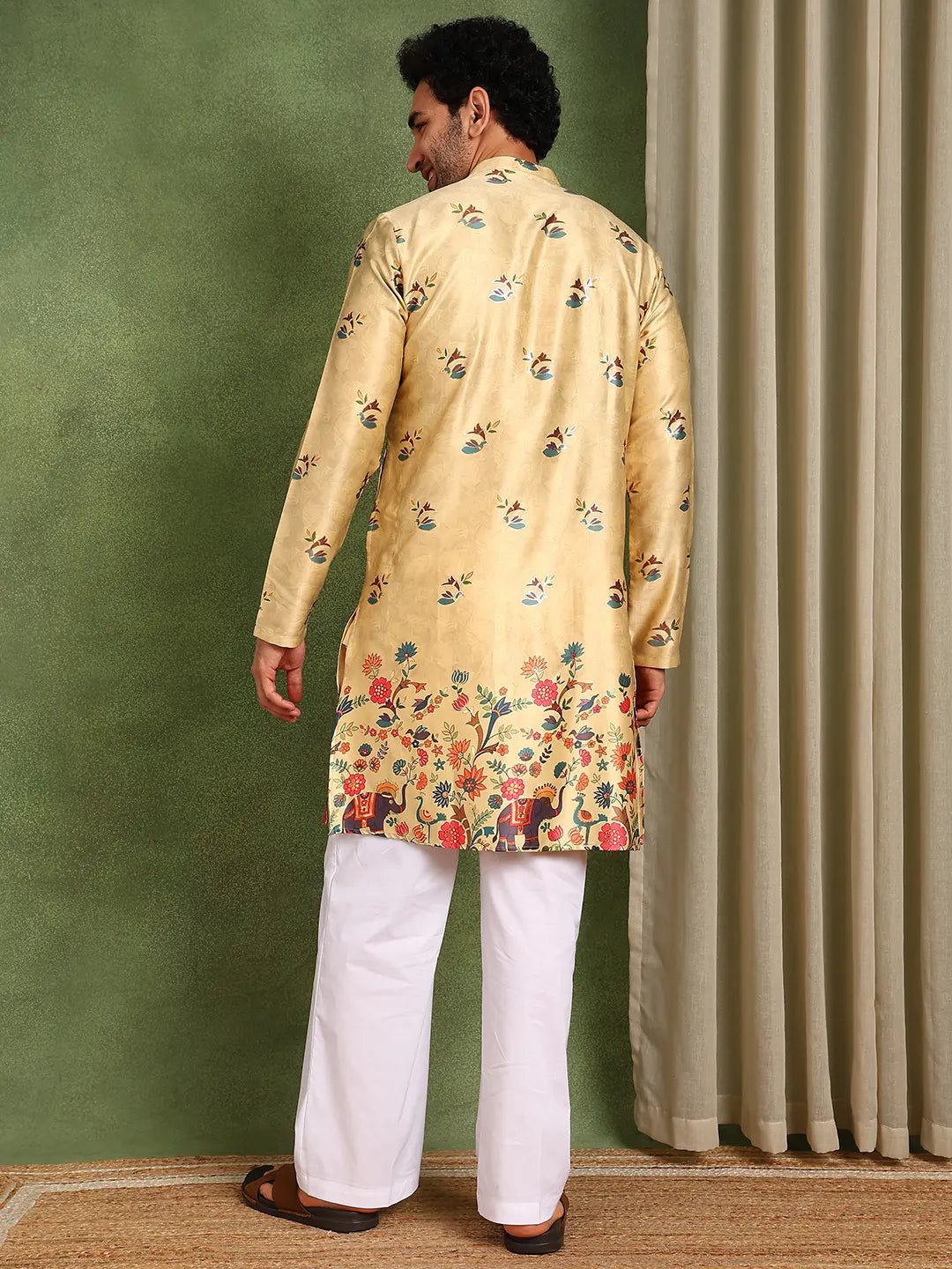 Men Beige Ethnic Motifs Printed Indie Prints Chanderi Silk Kurta