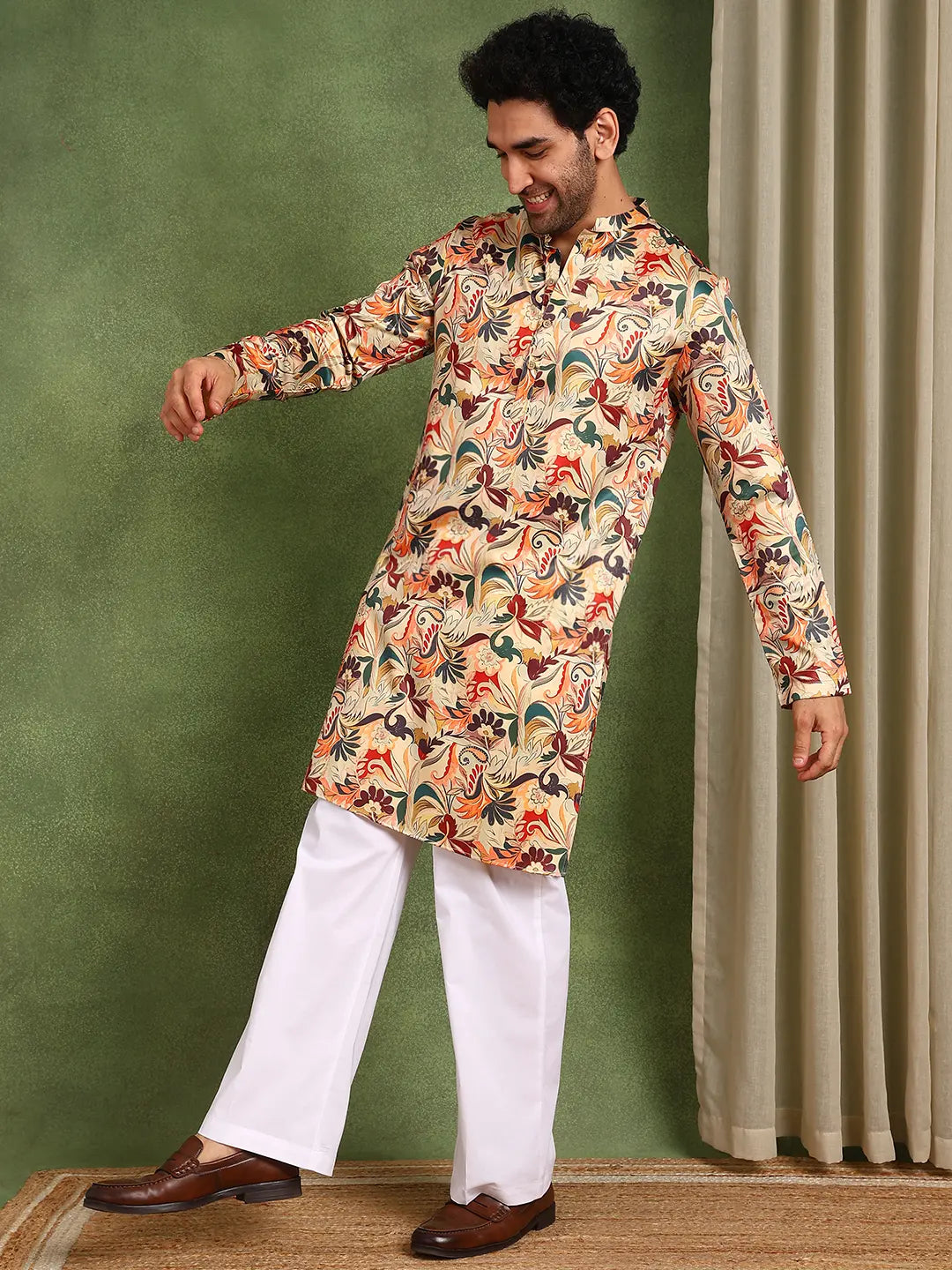 Men Beige Floral Printed Floral Chanderi Silk Kurta