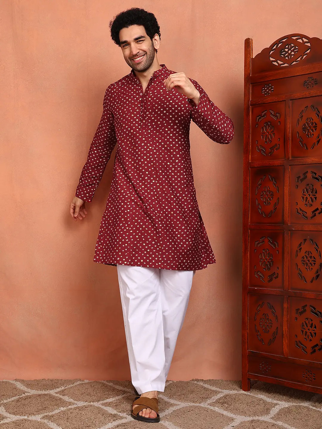 Men Bandhani Printed Chanderi Silk Kurta