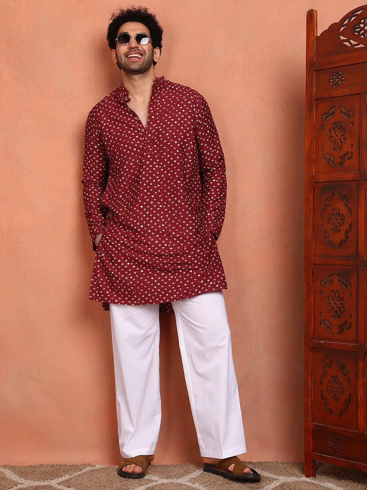 Men Bandhani Printed Chanderi Silk Kurta