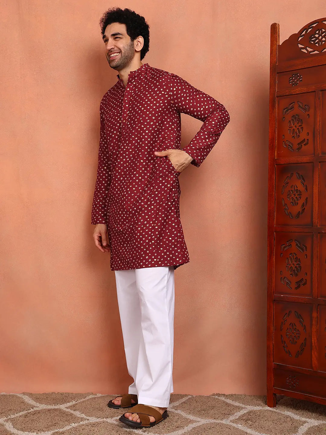 Men Bandhani Printed Chanderi Silk Kurta