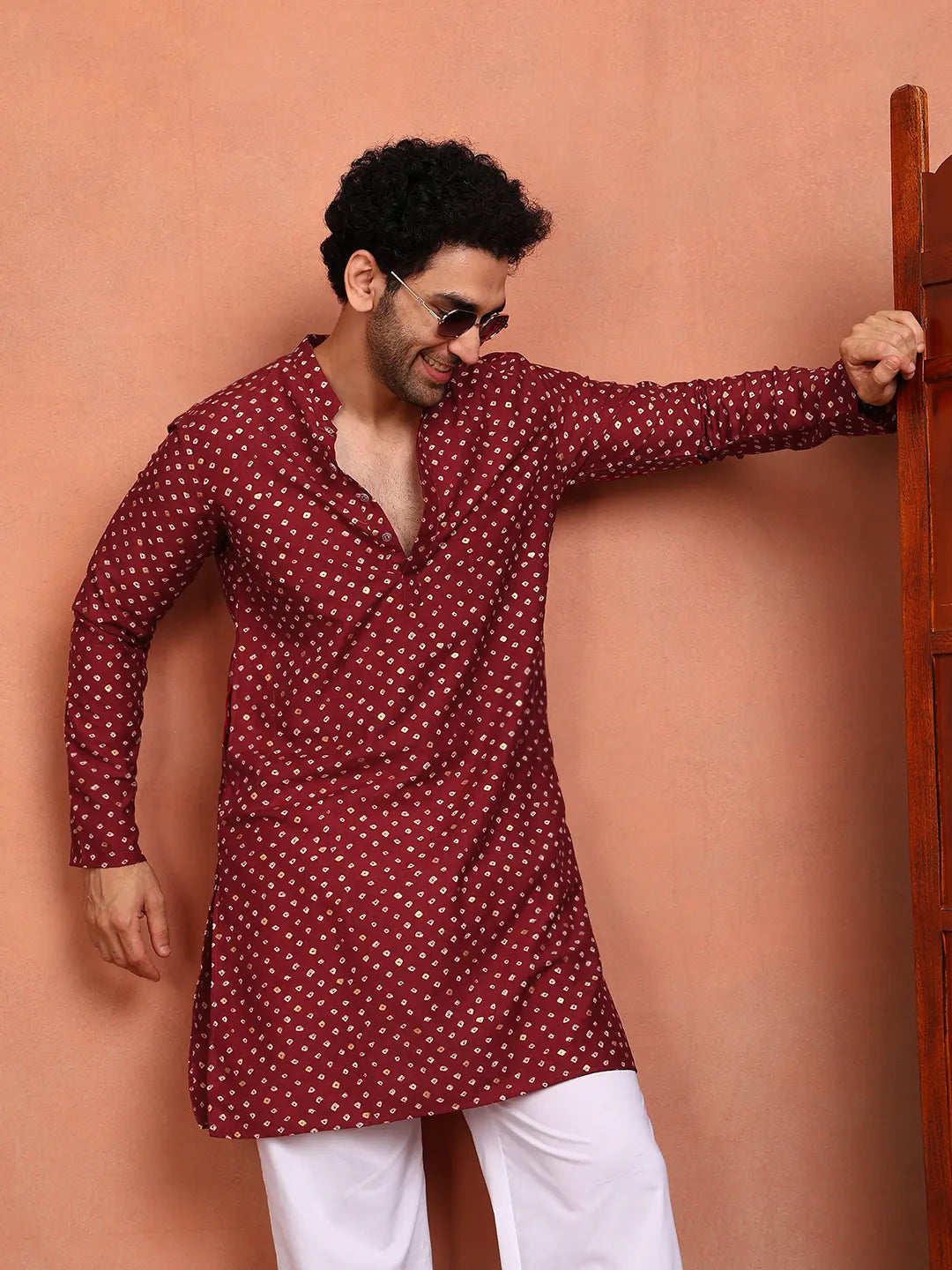 Men Bandhani Printed Chanderi Silk Kurta