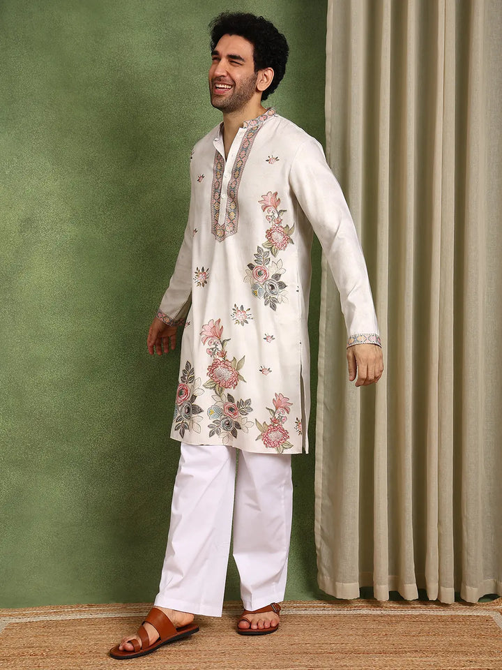 Men Off-White Chanderi Silk Straight Yoke Design Kurta