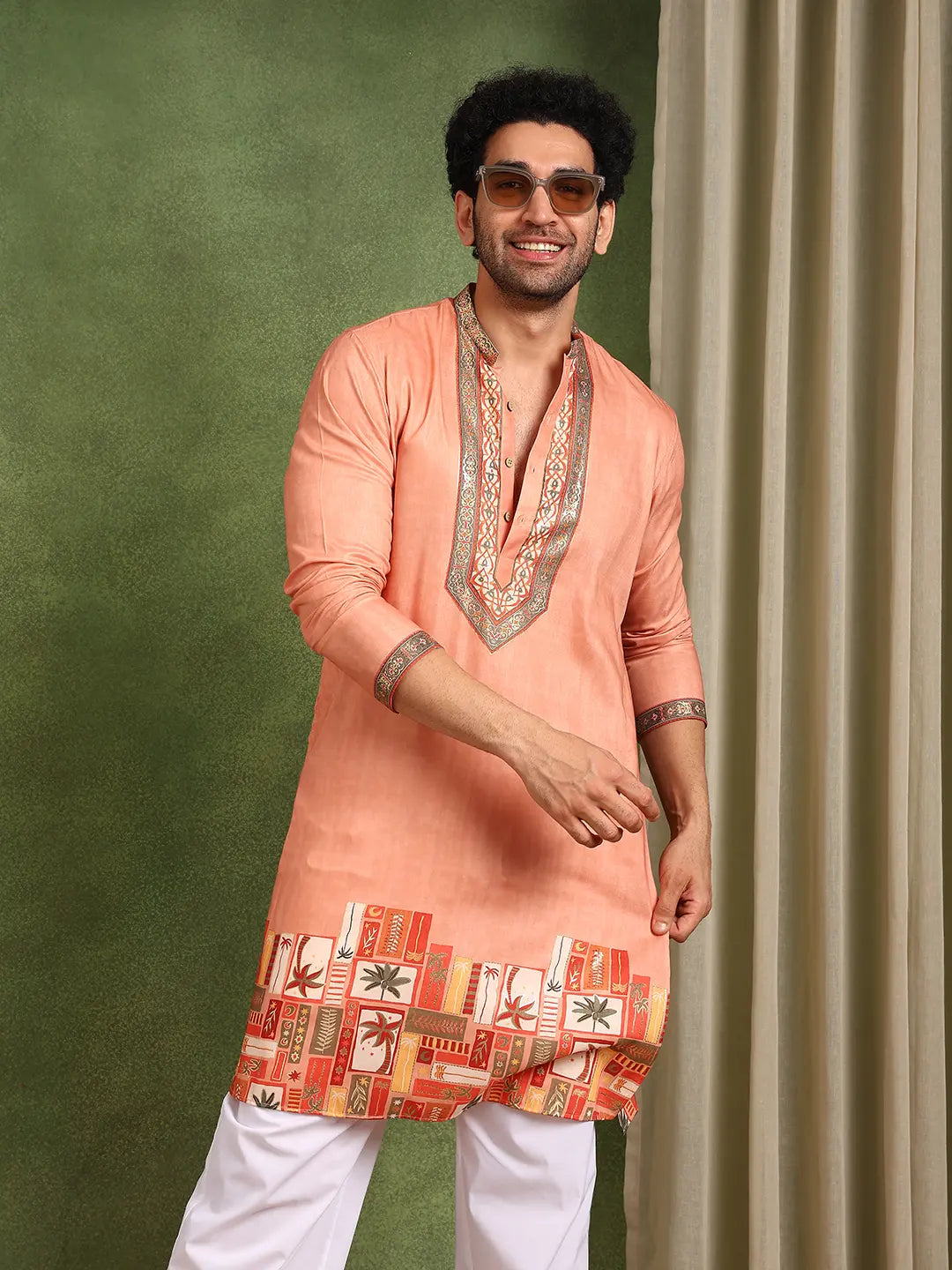 Men Ethnic Motifs Printed Thread Work Kurta