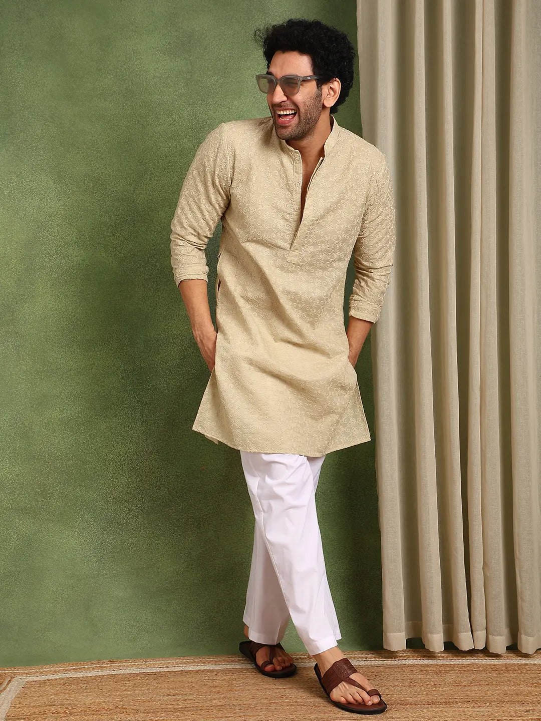 Men Cream Embroidered Cotton Straight Kurta