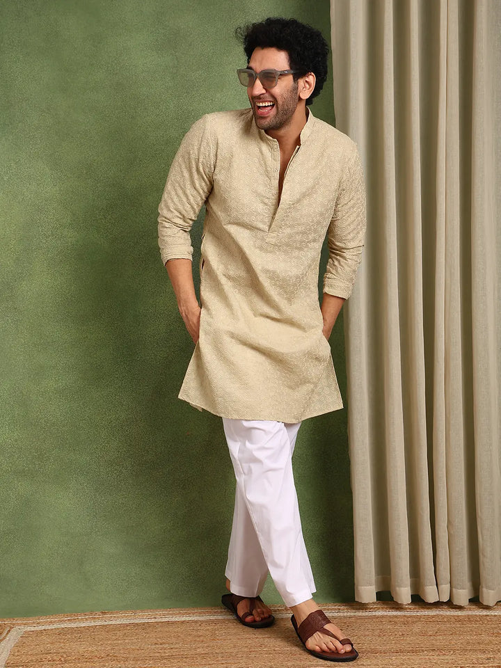 Men Cream Embroidered Cotton Straight Kurta