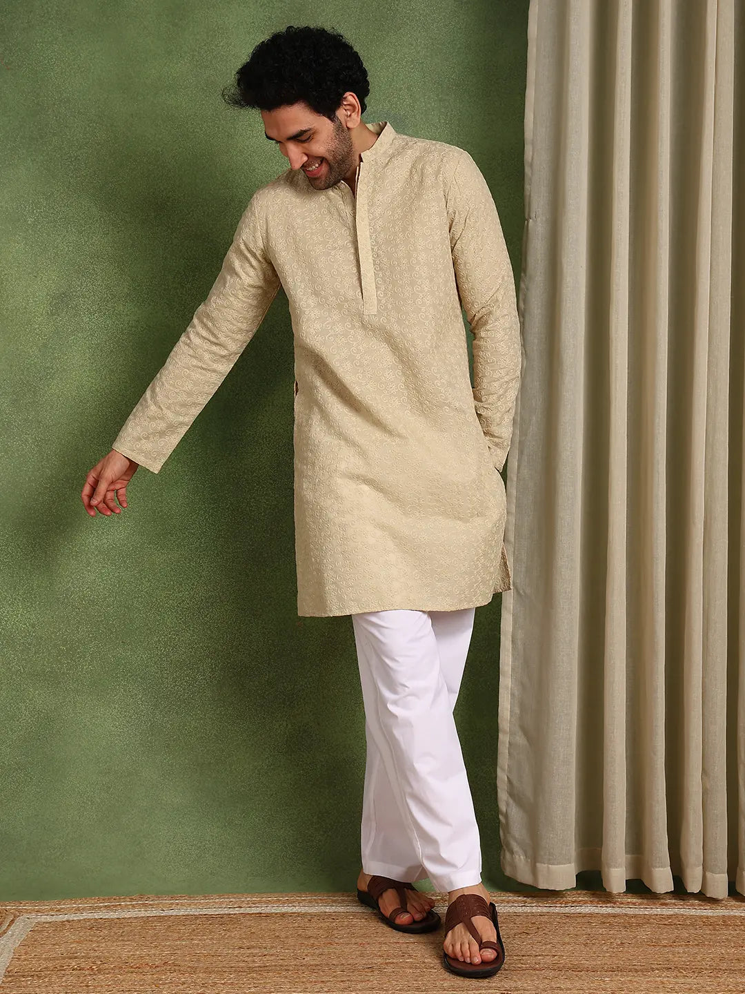 Men Cream Embroidered Cotton Straight Kurta