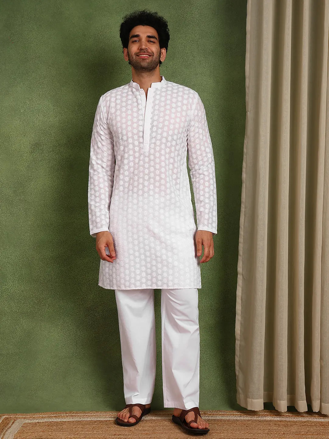 Men Cotton Chikankari Kurta