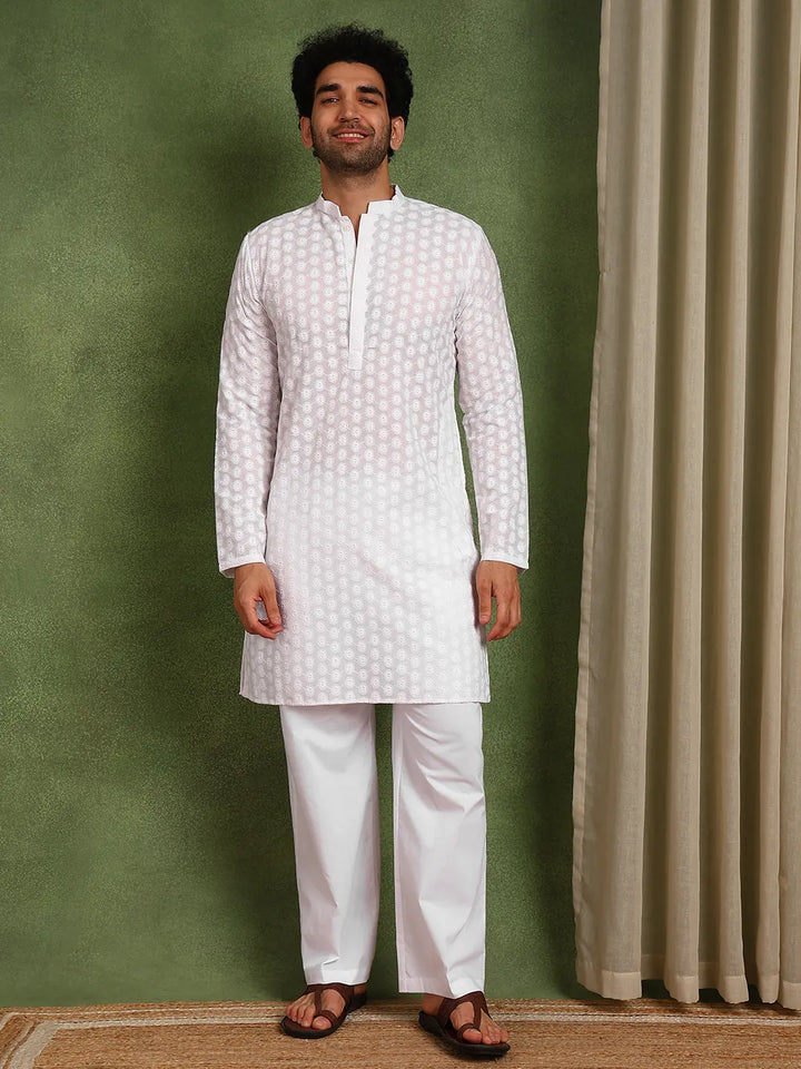 Men Cotton Chikankari Kurta