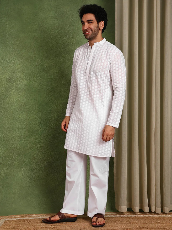 Men Cotton Chikankari Kurta