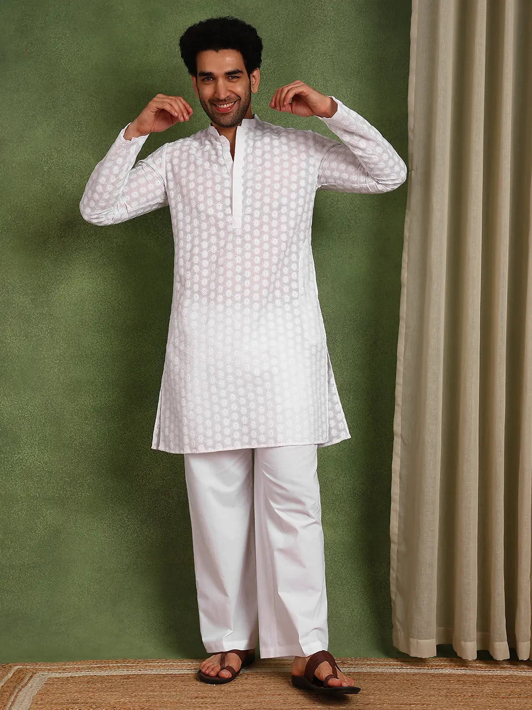 Men Cotton Chikankari Kurta