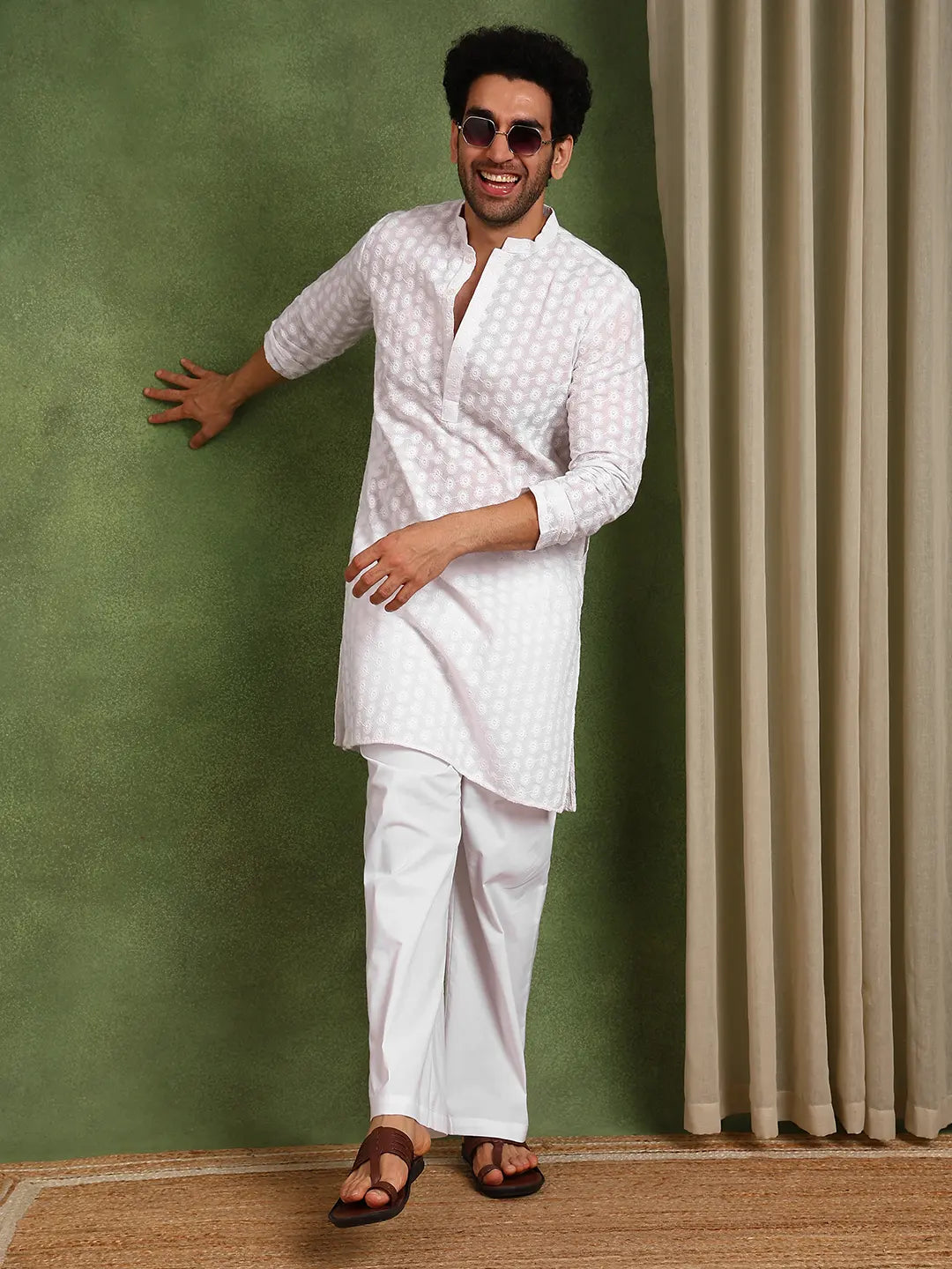 Men Cotton Chikankari Kurta