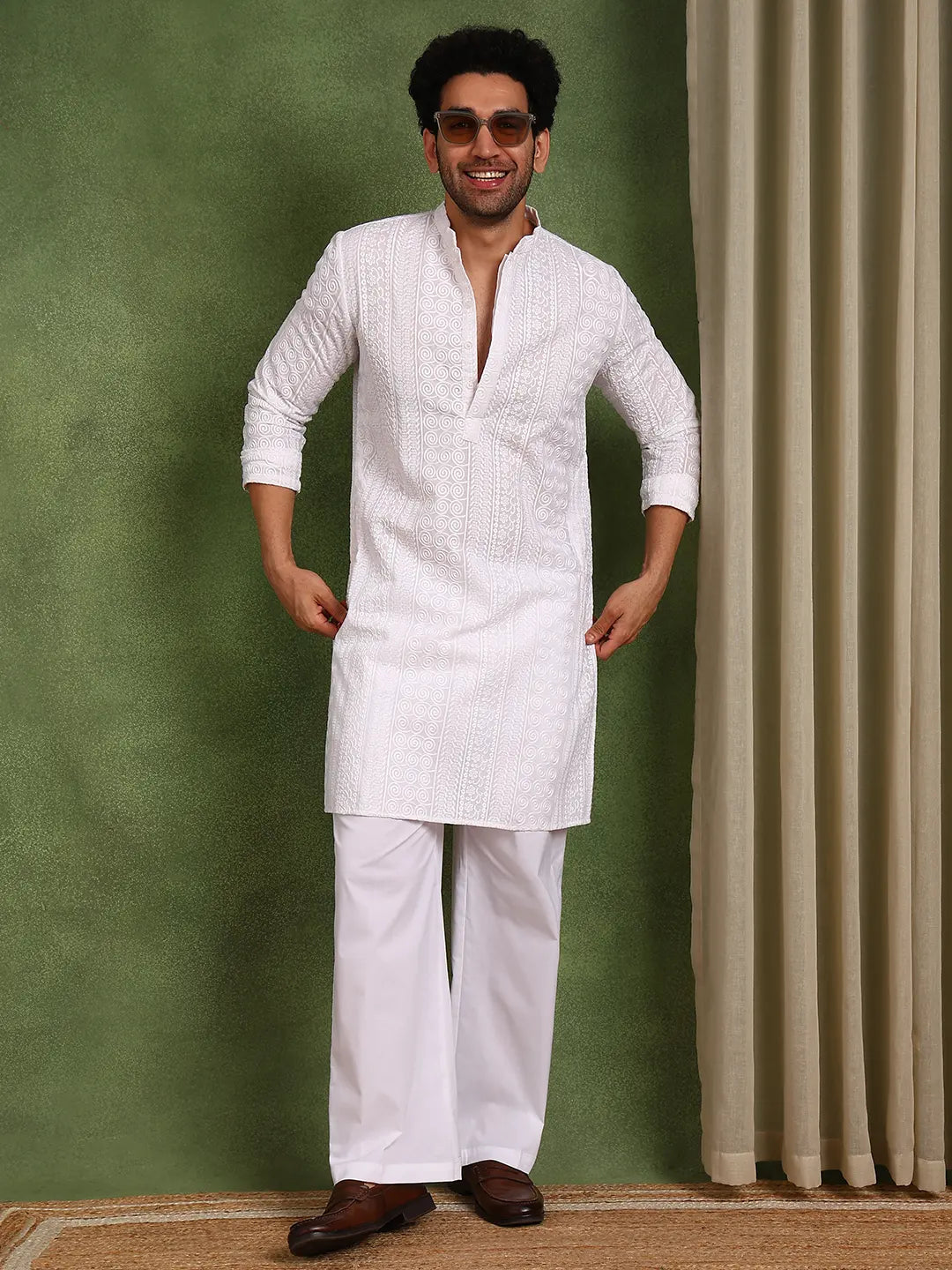 White Embroidered Chikankari Cotton Straight Kurta