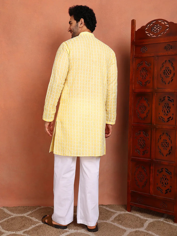 Men Embroidered Chikankari Cotton Kurta