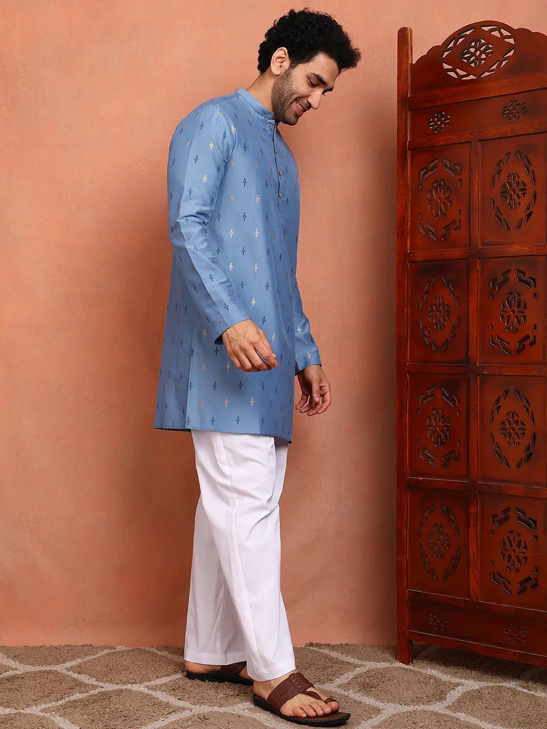 Men Blue Cotton Silk Straight Kurta