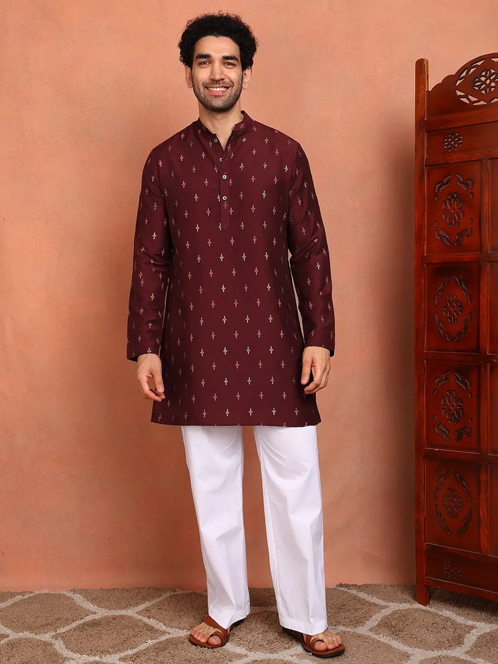 Men Maroon Cotton Silk Straight Kurta