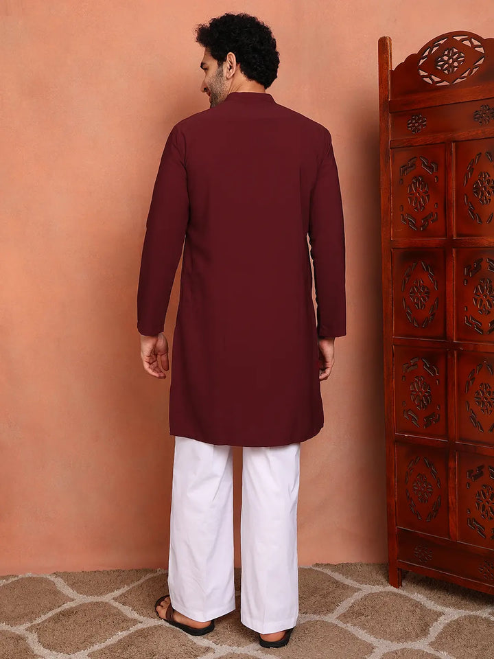 Men Maroon Embroidered Blended Straight Kurta
