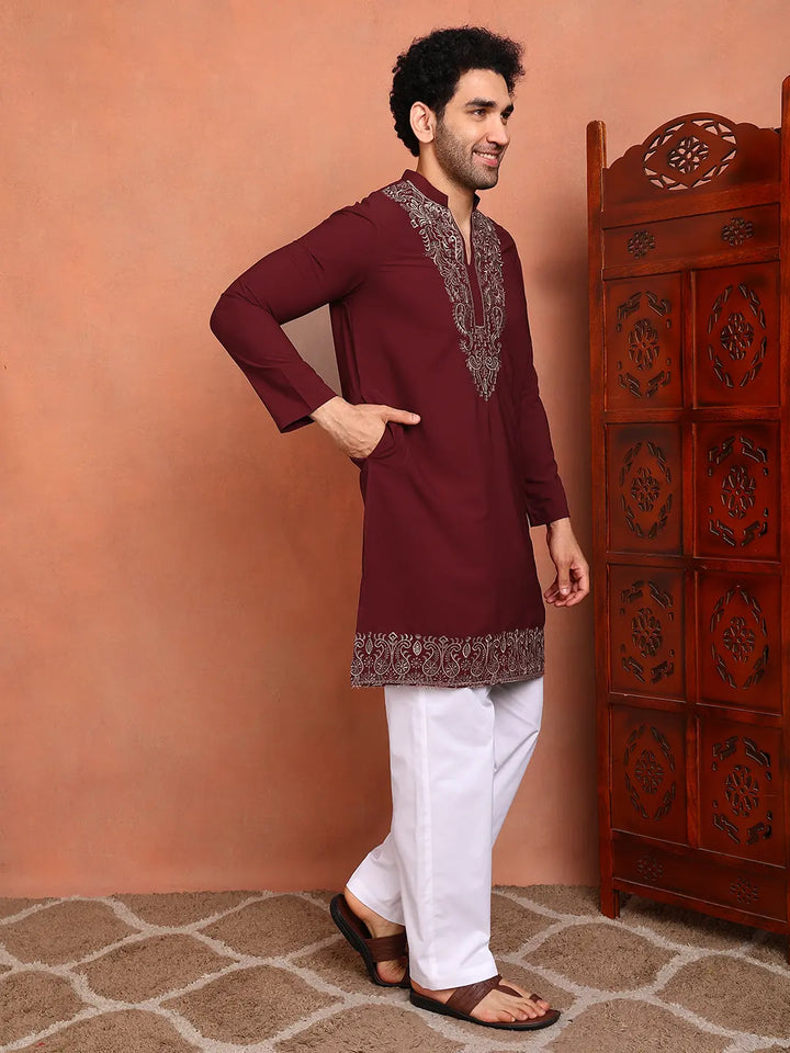 Men Maroon Embroidered Blended Straight Kurta