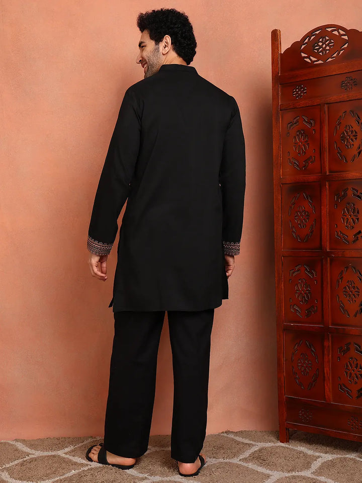 Men Black Cotton Silk Embroidered Thread Work Kurta