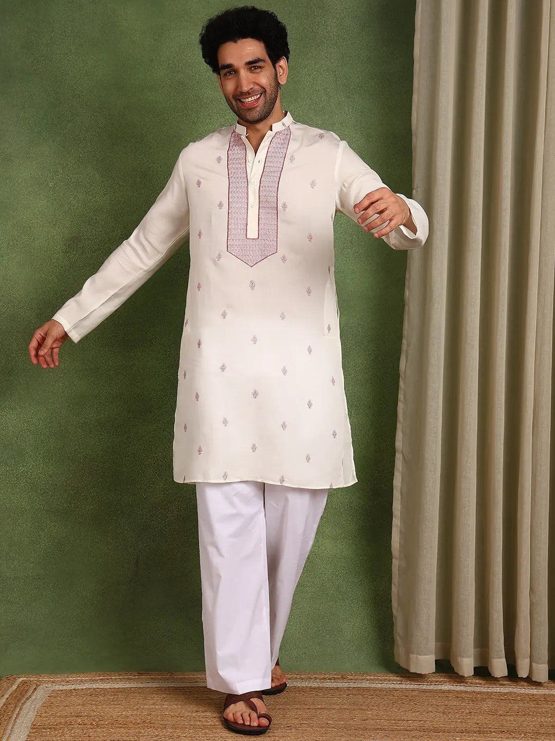 Men Off-White Cotton Silk Straight Kurta