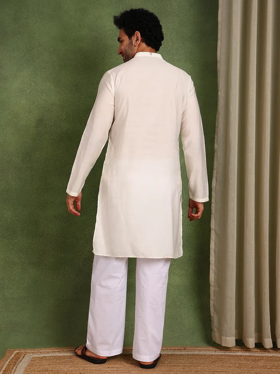 Men Off-White Cotton Silk Straight Kurta