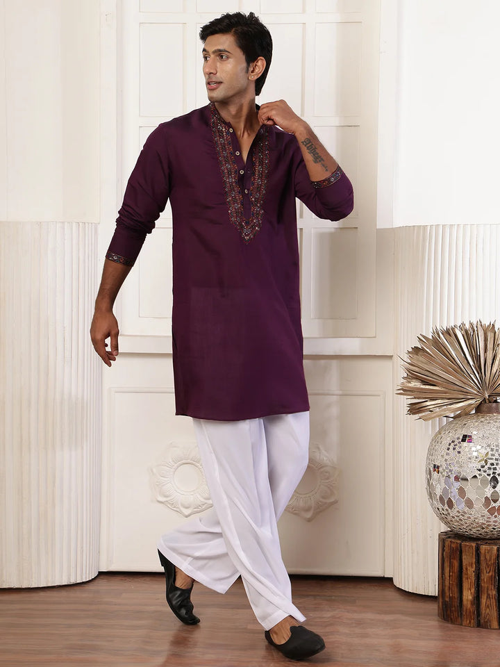 Magenta Thread Work Yoke Design Blended Straight Kurta for Men - Image 3